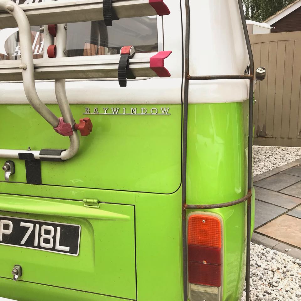 BAYWINDOW rear hatch door script by AAC