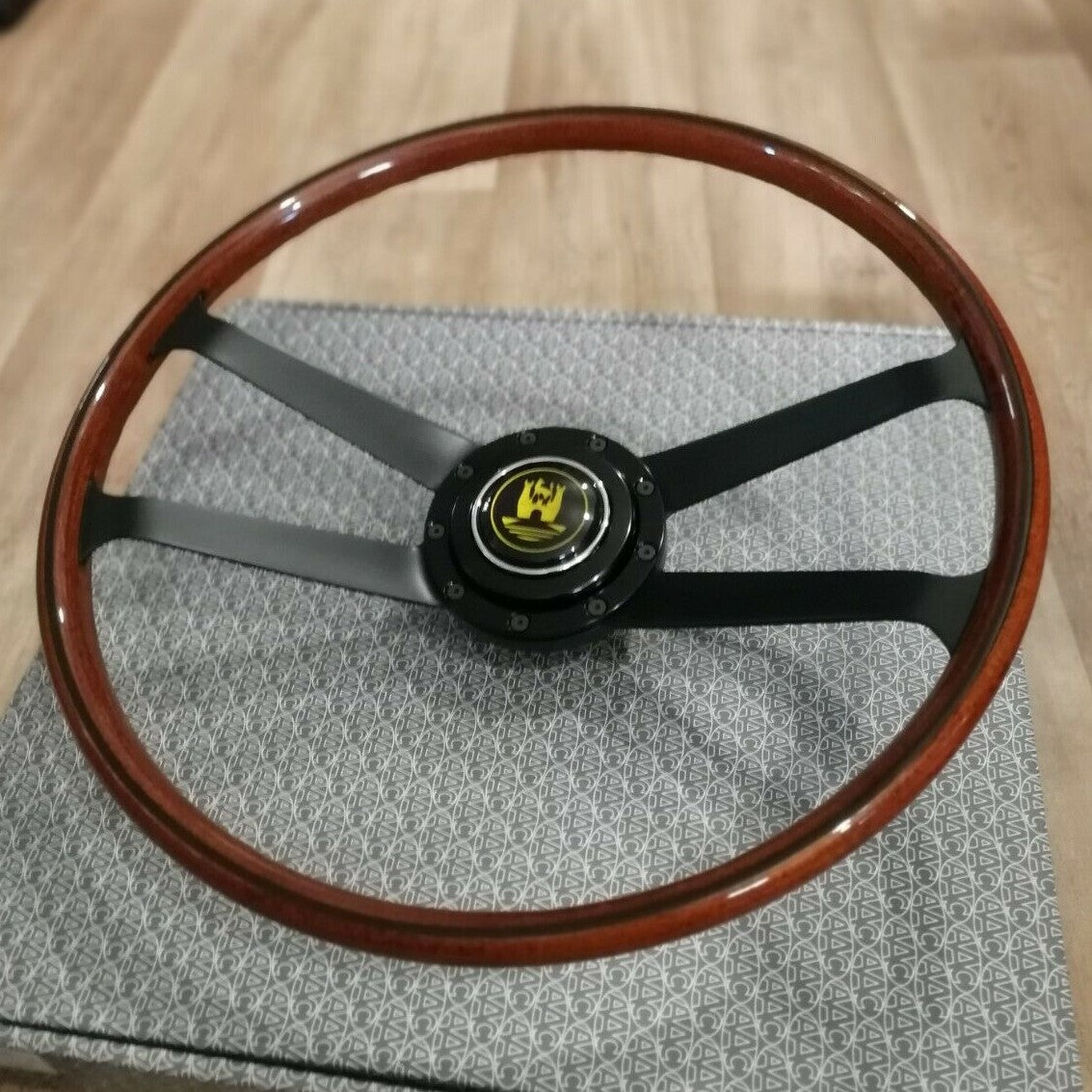 911 Style Steering Wheel for Split Window Bus