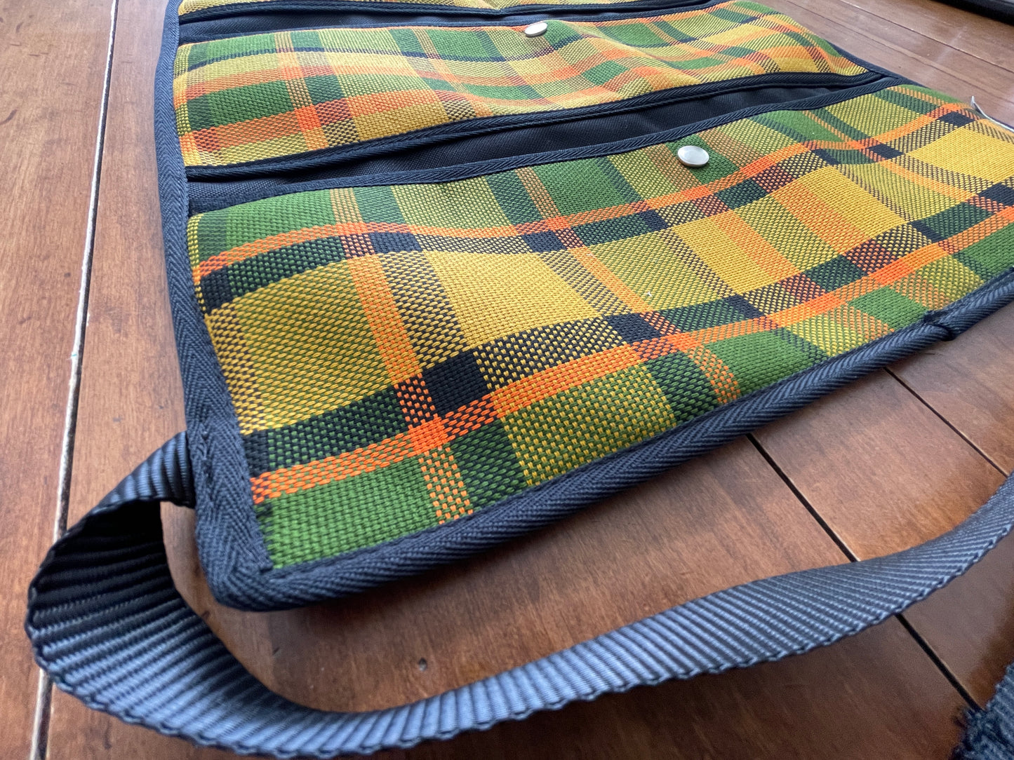 Seat Hanging Storage Westfalia Plaid - Yellow