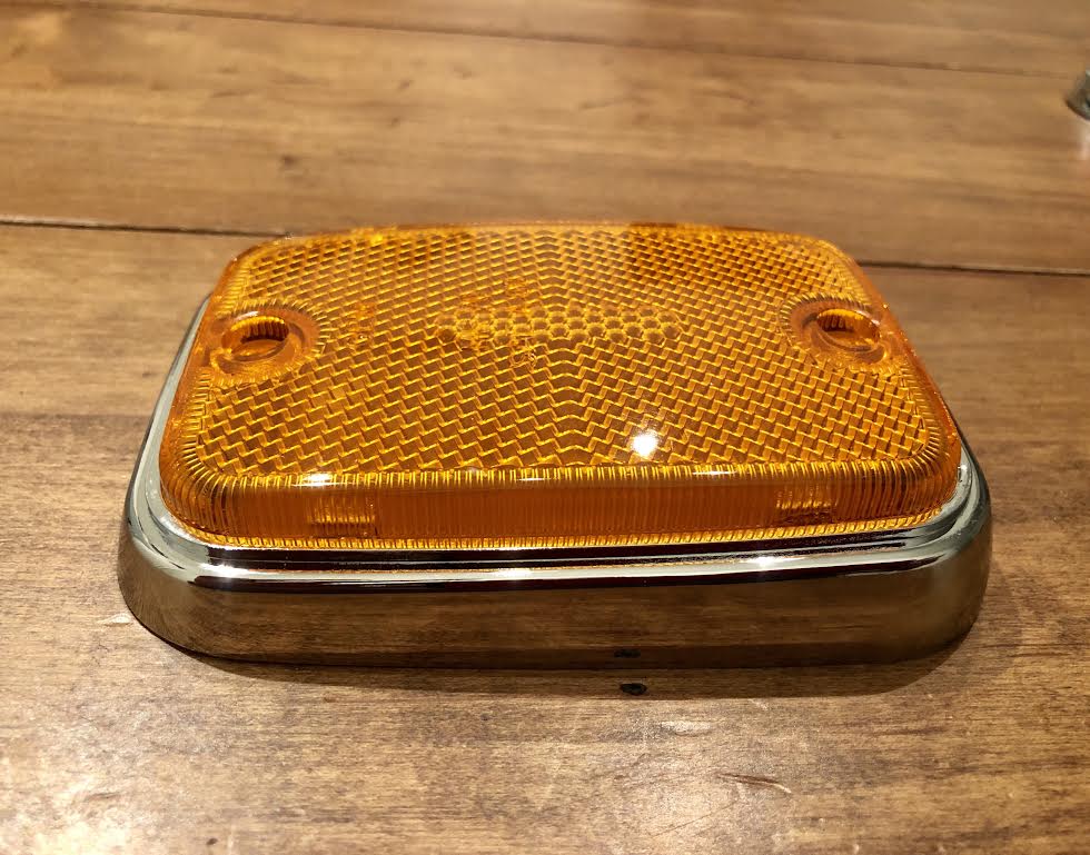 Deluxe Amber/Chrome Side Marker