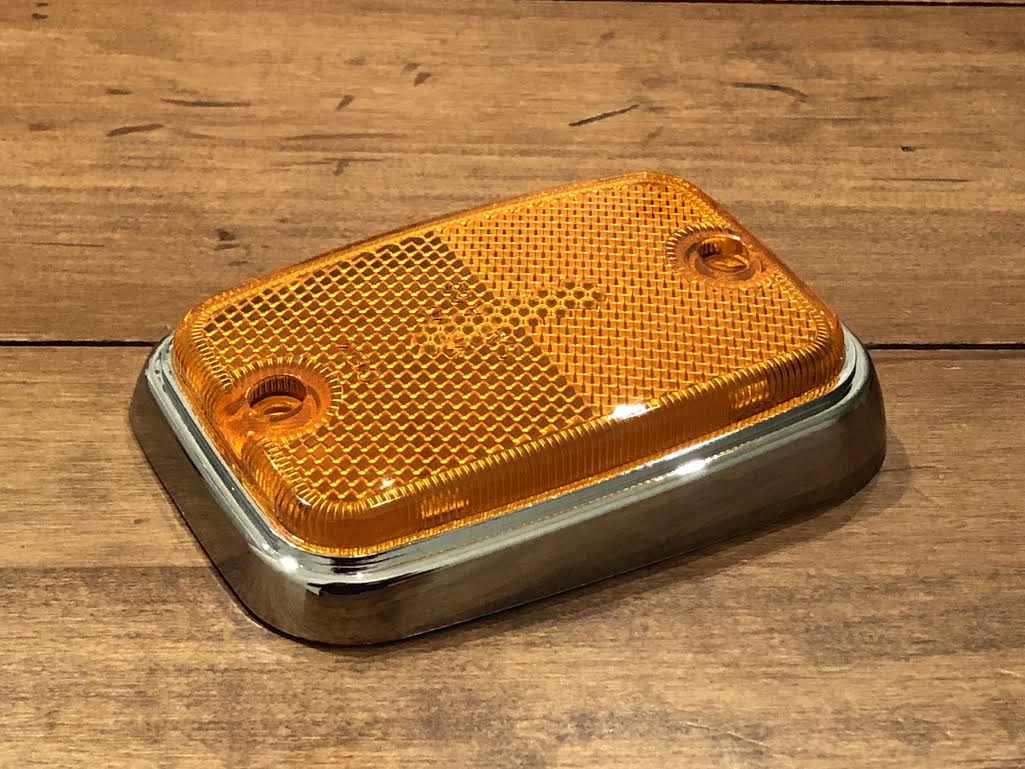 Deluxe Amber/Chrome Side Marker