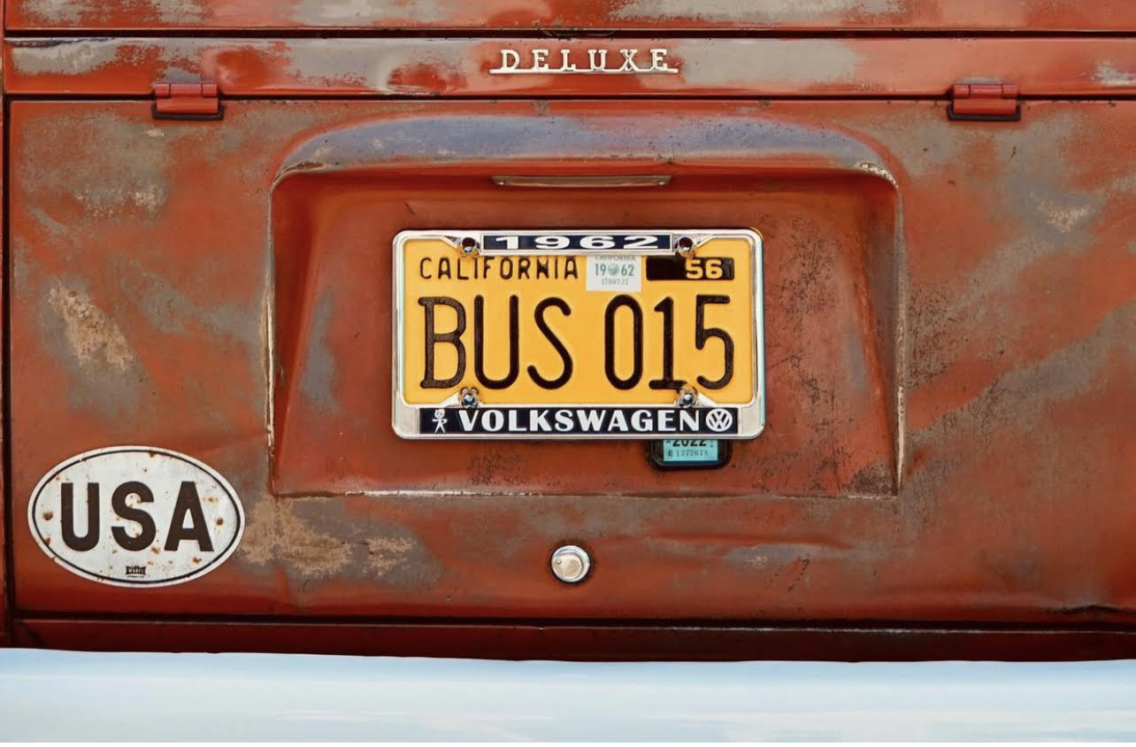 Deluxe rear hatch stainless steel script