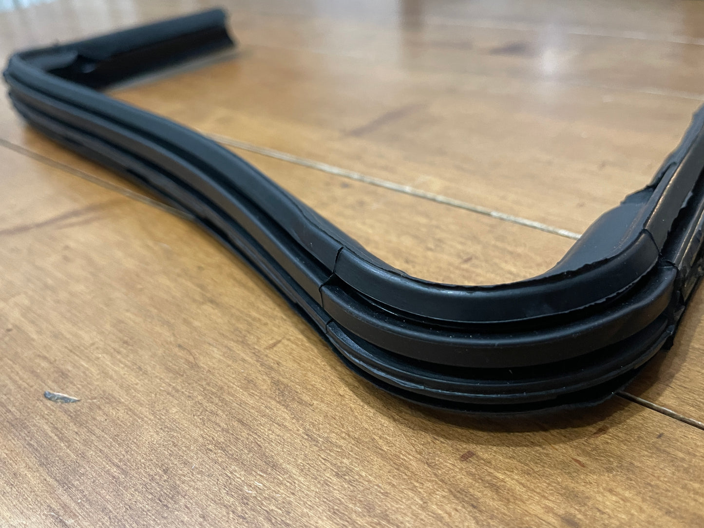 Vent Wing Seal - Left