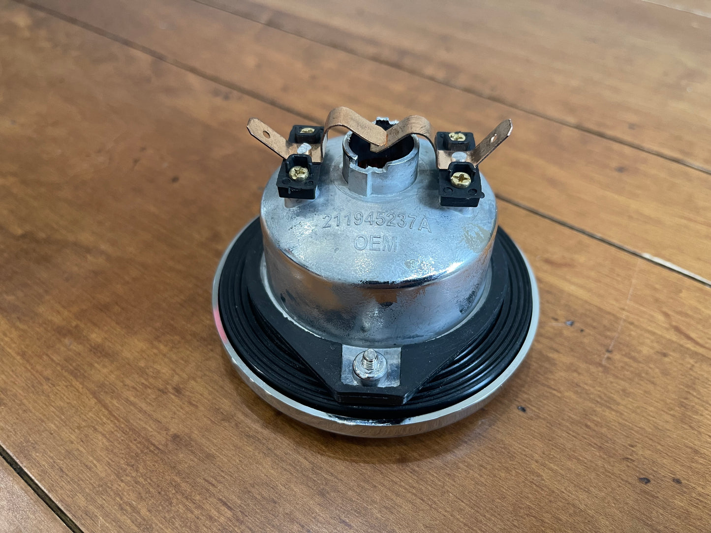 Rear light complete units with orange Hella glass lenses fits bus 1958 -1961 Pair