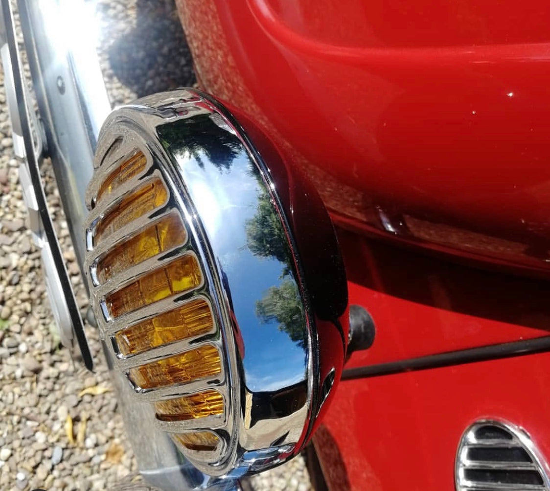 Spot Light With 356 Grilles MK2 Style - Amber