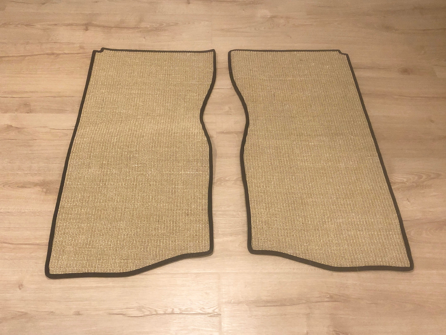 Sisal Outer Wheel Arch Covers Fine Weave fudge with Brown color edge trim 1968-1979