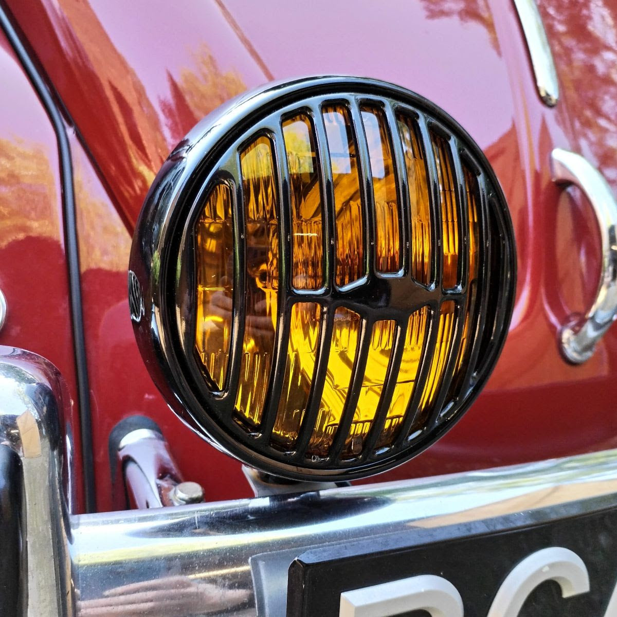 Spot Light With Black 356 style grilles - Amber