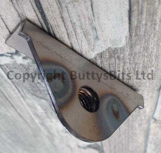 Engine lid stay mount