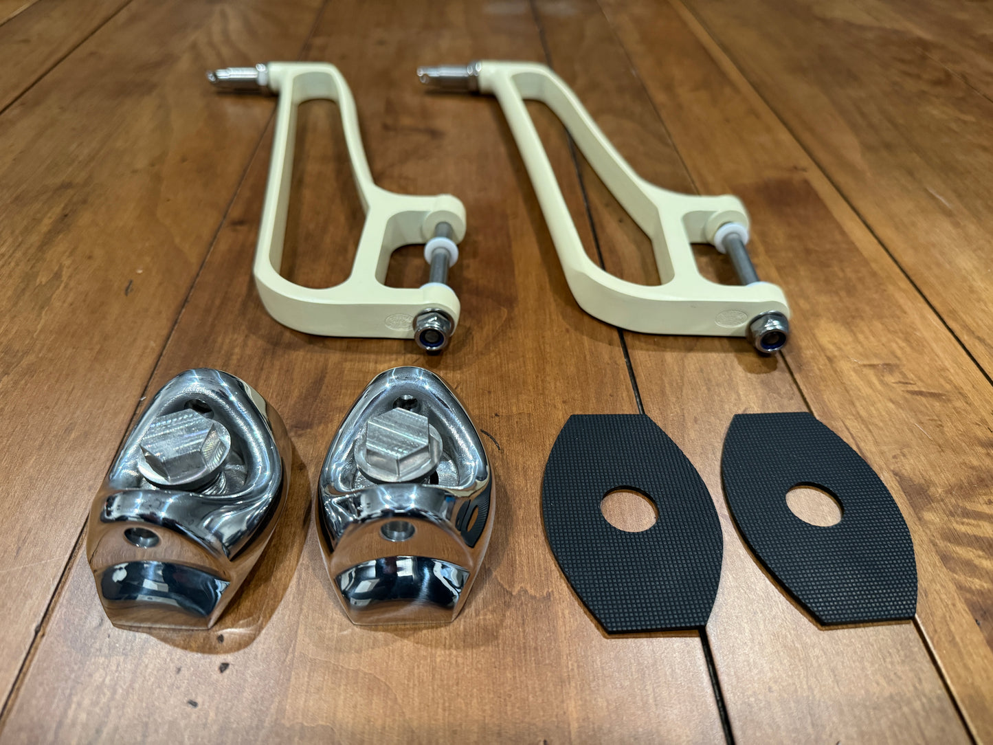 Mirror arms M194 and Mounting Bracket for Baywindow Bus (pair) - Ivory
