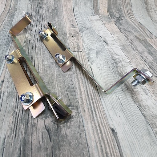 Mud Flap Mounting Brackets for Split Window Bus