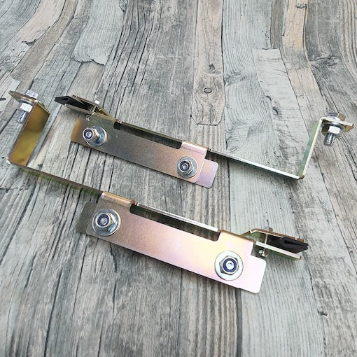 Mud Flap Mounting Brackets for Split Window Bus