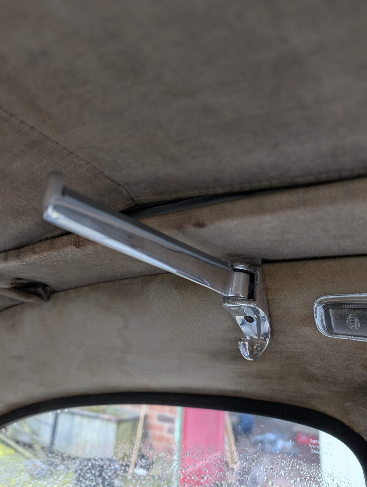 Beetle Coat Hanger – GHE Perohaus style