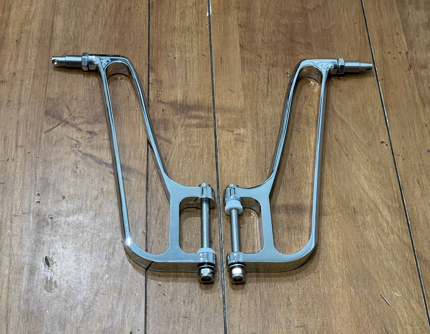 Mirror Arms M194 (pair) - Chromed