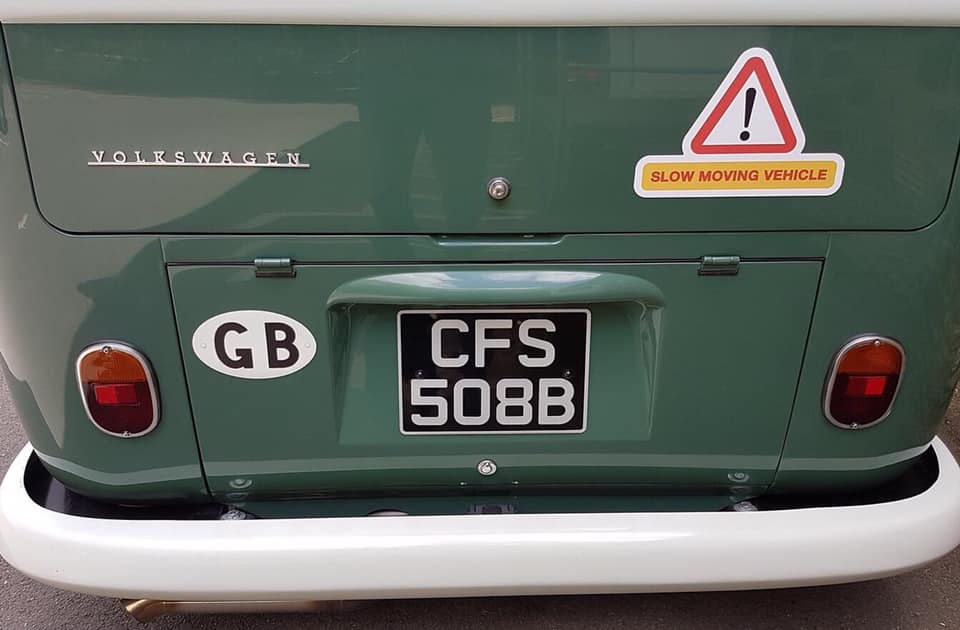 SLOW MOVING VEHICLE MAGNETIC SIGN