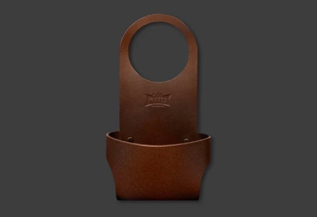 Fuel cap holder - Leather.