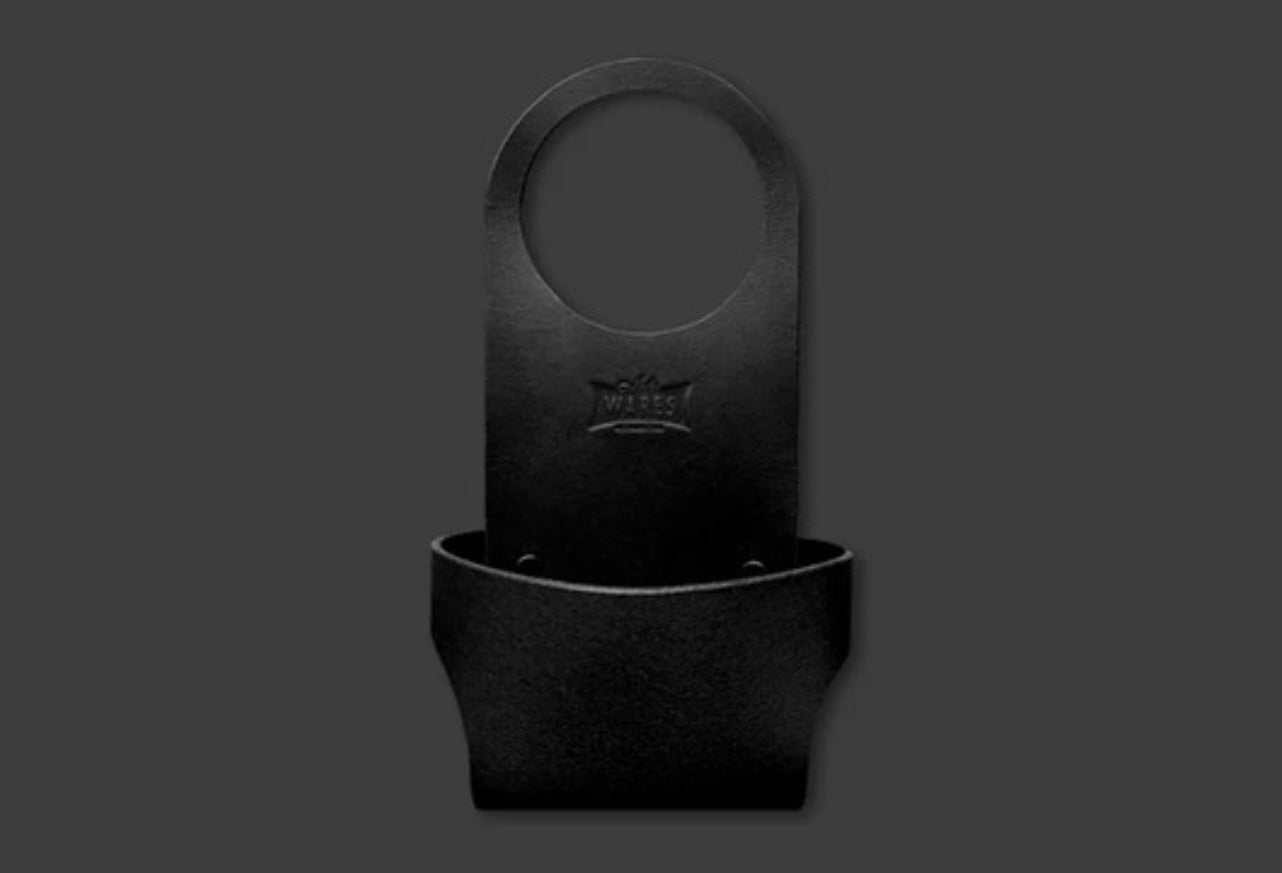 Fuel cap holder - Leather.