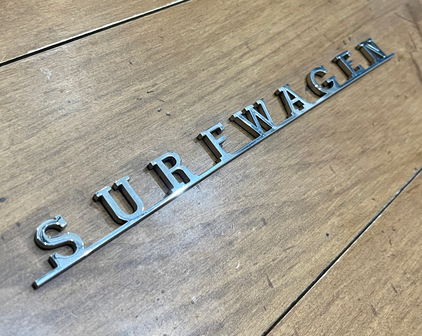 SURFWAGEN Stainless Steel Script
