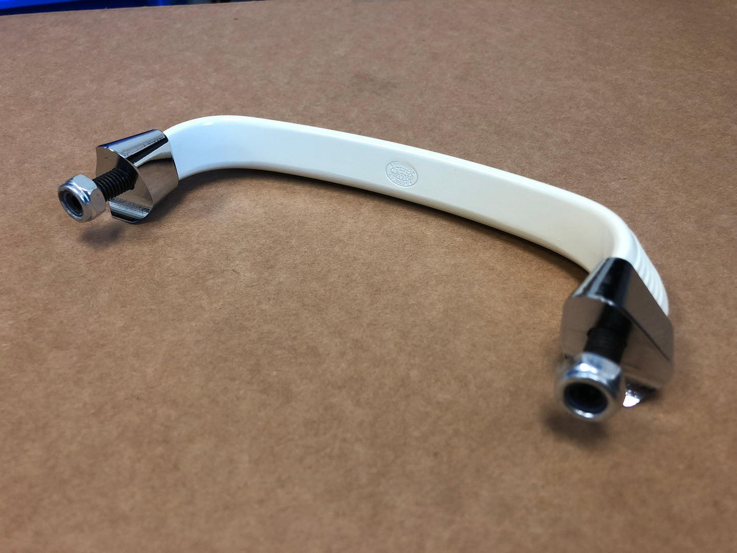 Beetle Dash Grab Handle in Ivory Color by AAC