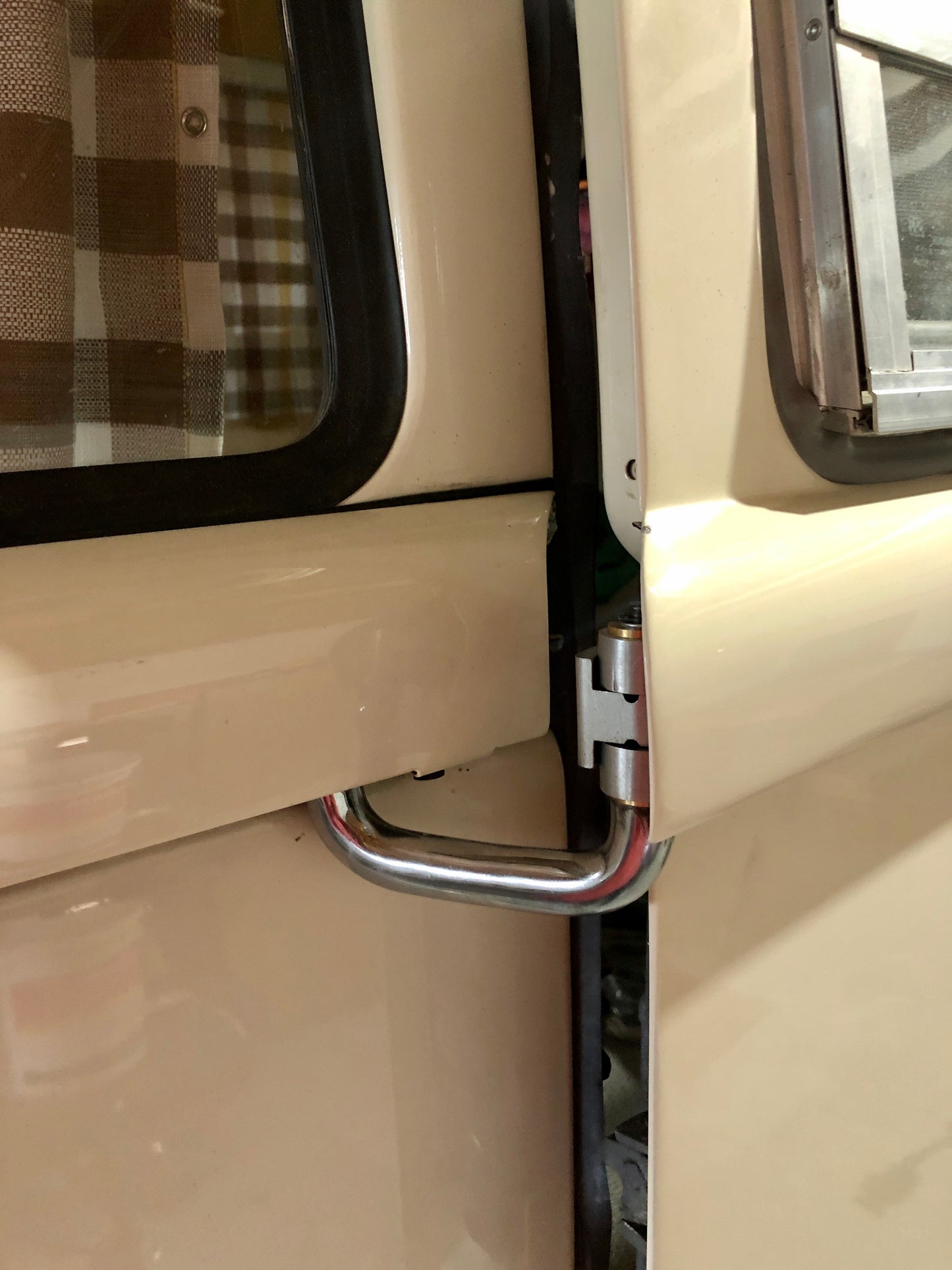 Slider Door Chromed U Shape Bracket Fits Baywindow Bus 68-75