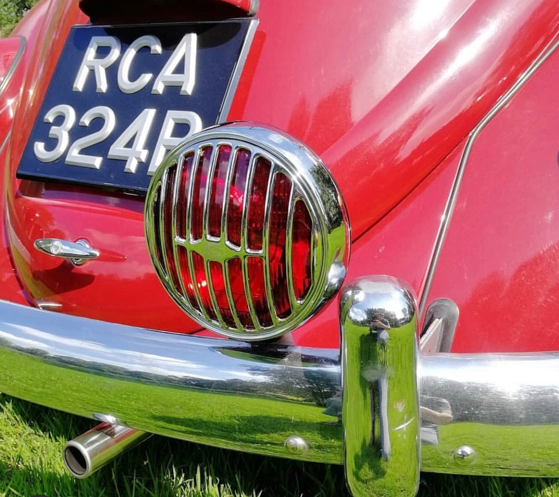 Spot Light With 356 Grilles MK2 Style - Red